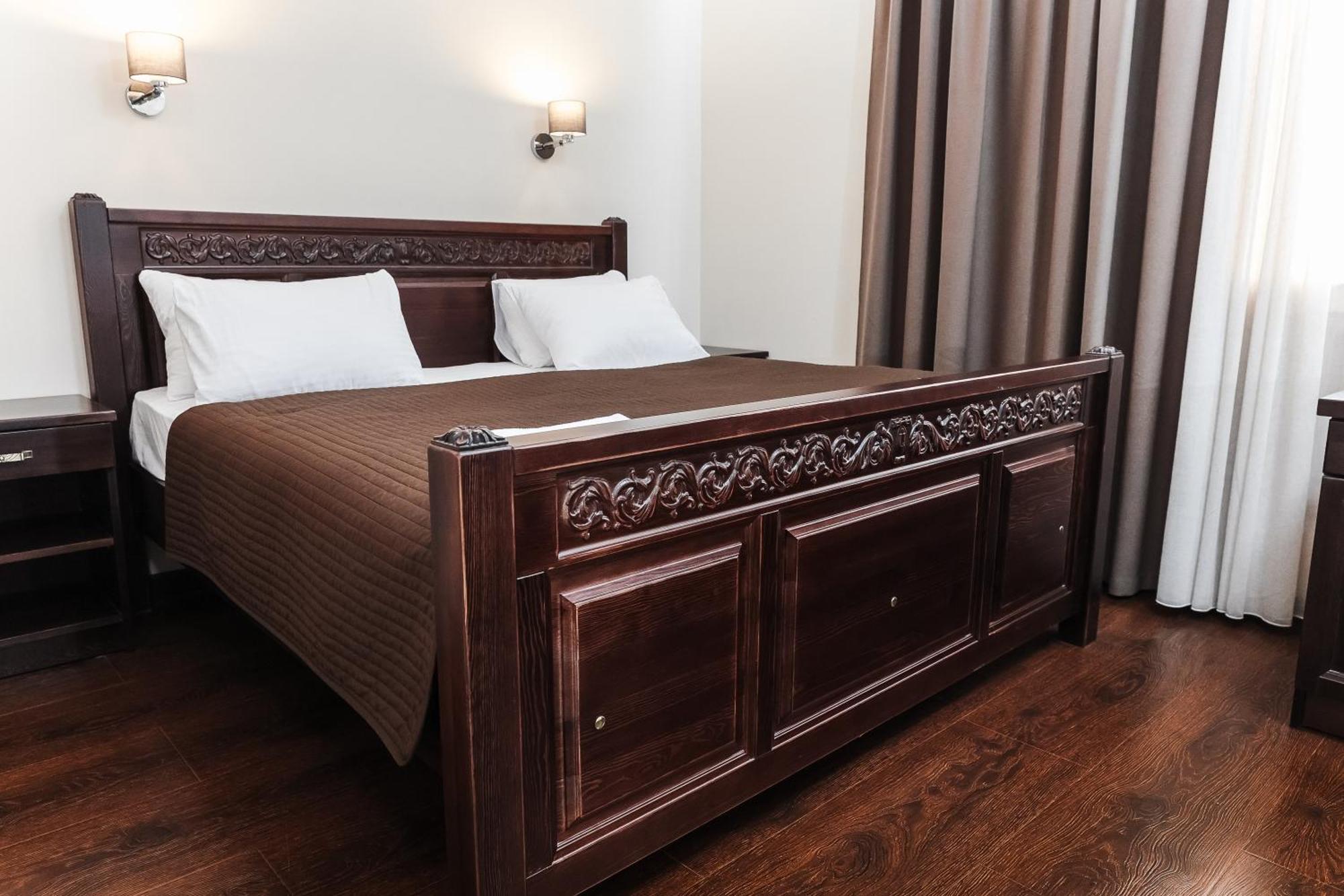 Dvin Hotel Pavlodar Exterior photo